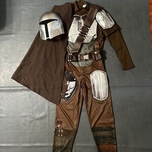 Disney Star Wars: The Mandalorian Deluxe Kids Costume